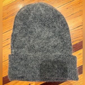 GANNI Mohair-Wool Fuzzy Beanie – Charcoal Grey